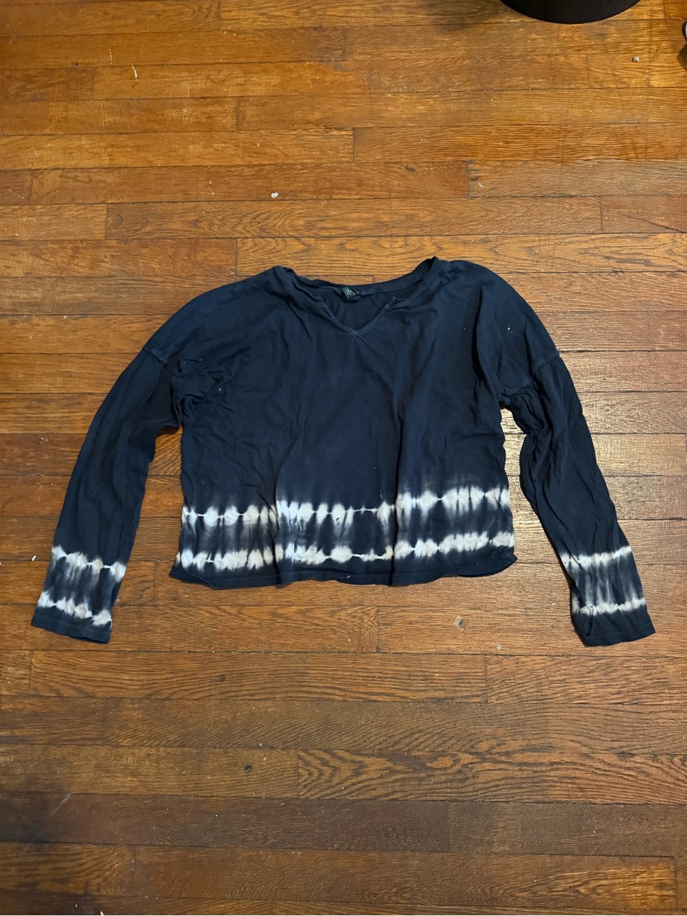 wild fable Black & White Tie-Dye Long Sleeve Crop Top